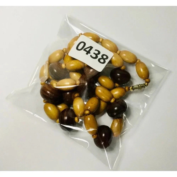 Vintage Womens Dark Brown Tan Wooden Beads Long Necklace Fashion Collection - Picture 5 of 6